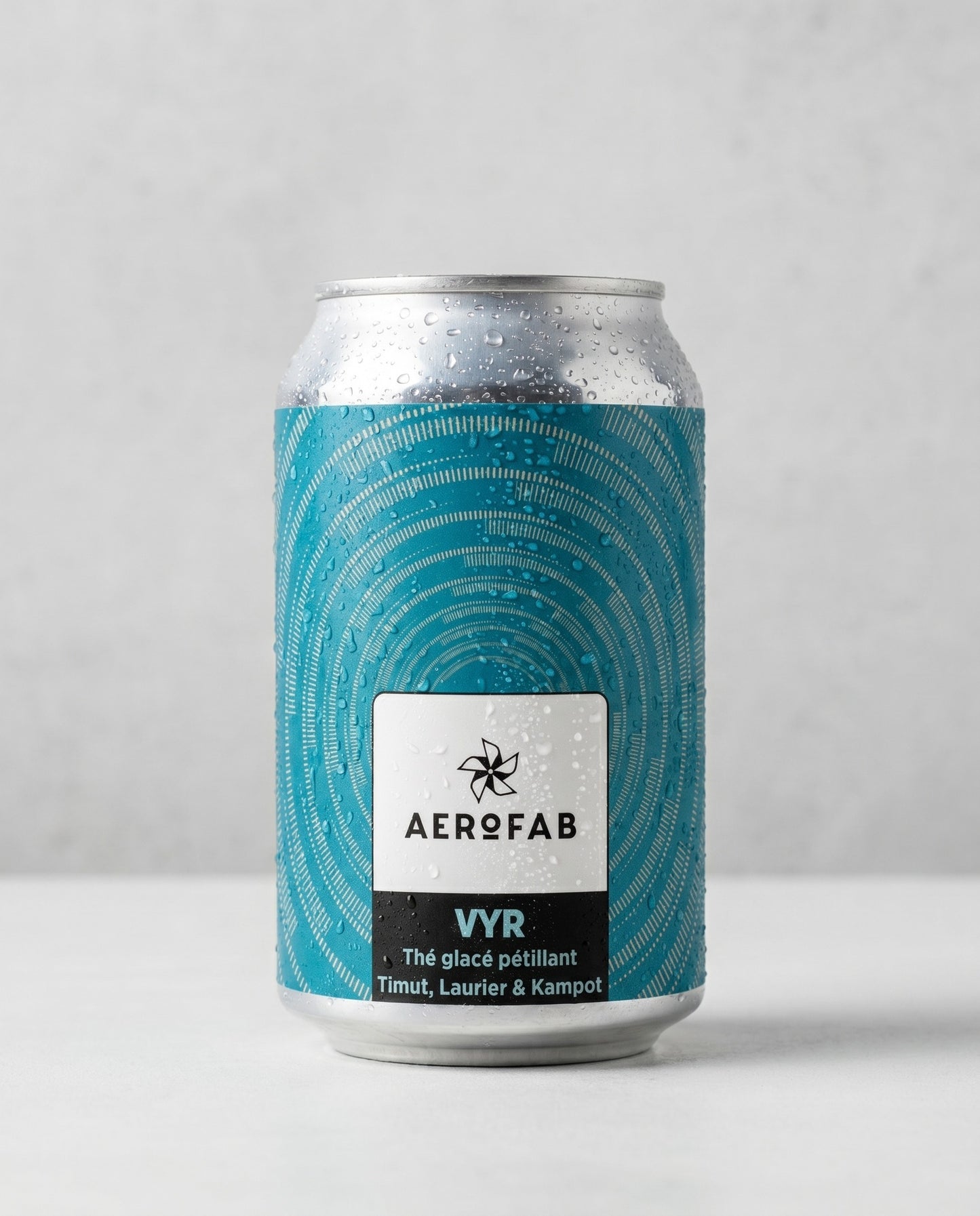 Aerofab VYR can front view on concrete background