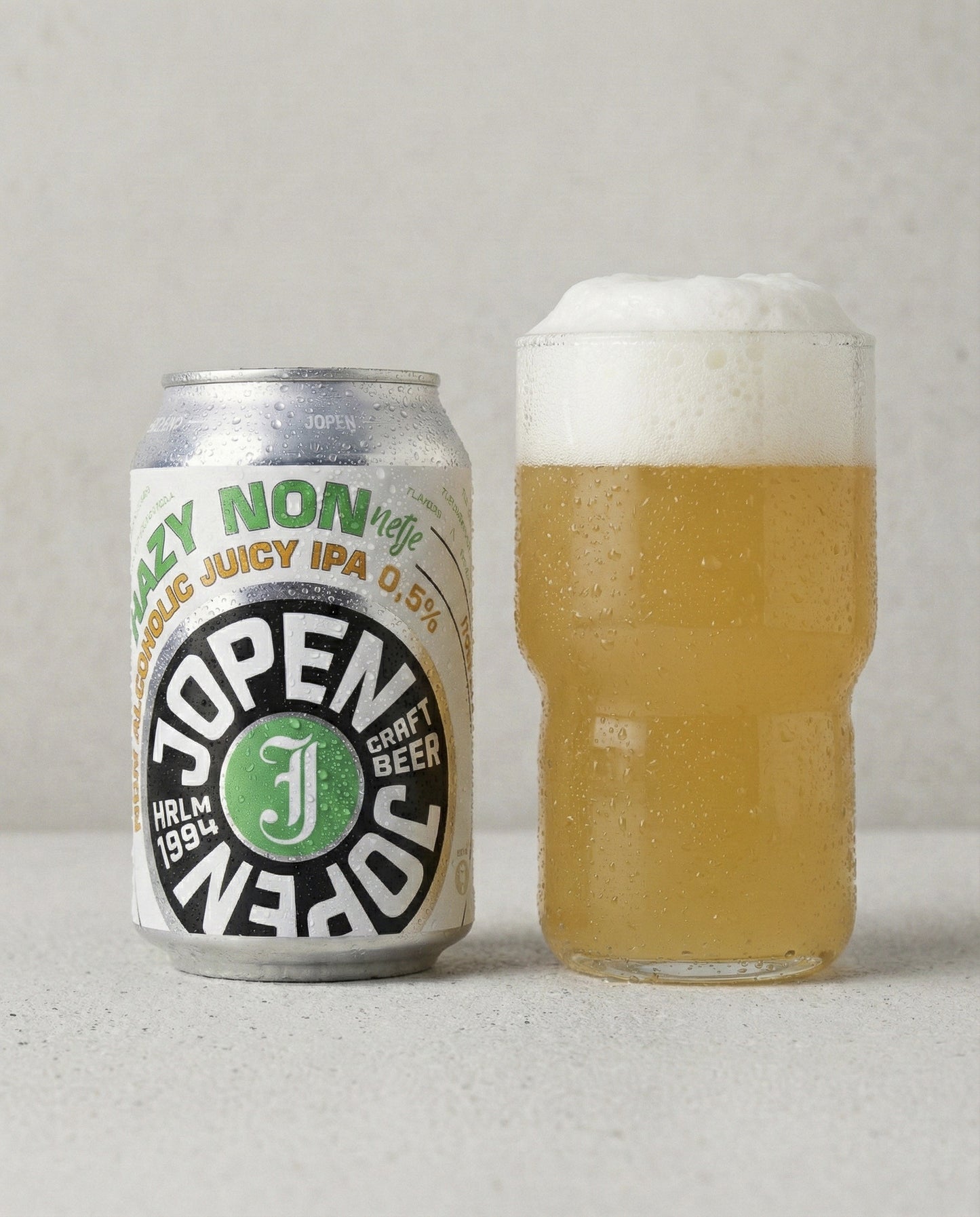 Jopen Nonnetje Hazy poured into a glass with foam head