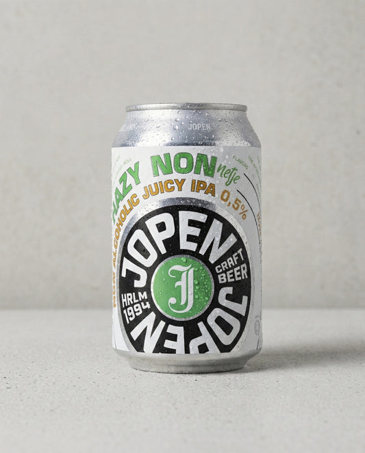 Jopen Nonnetje Hazy can front view on concrete background